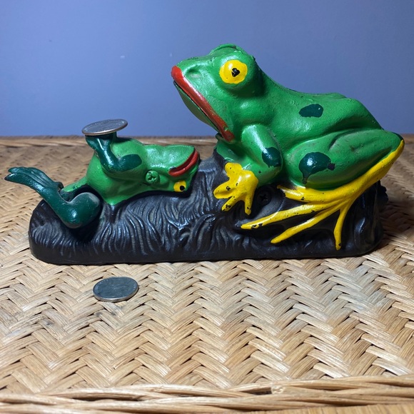 Other - Cast Iron Frog Bank